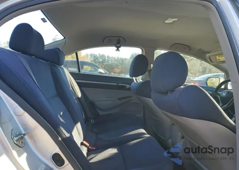 2009 Honda Civic Hybrid from USA, damaged, VIN JHMFA36249S013951